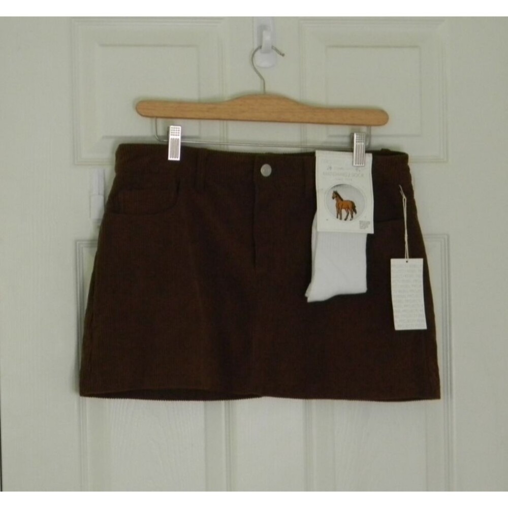 Project Rebel Brown Corduroy Mini Skirt w/ Horse Socks Sz Large NWT